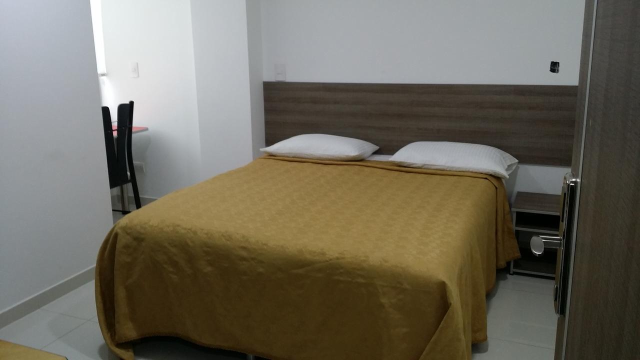 A Bogota On Holidays By Open - Hotel Cas-Embajada Americana Экстерьер фото
