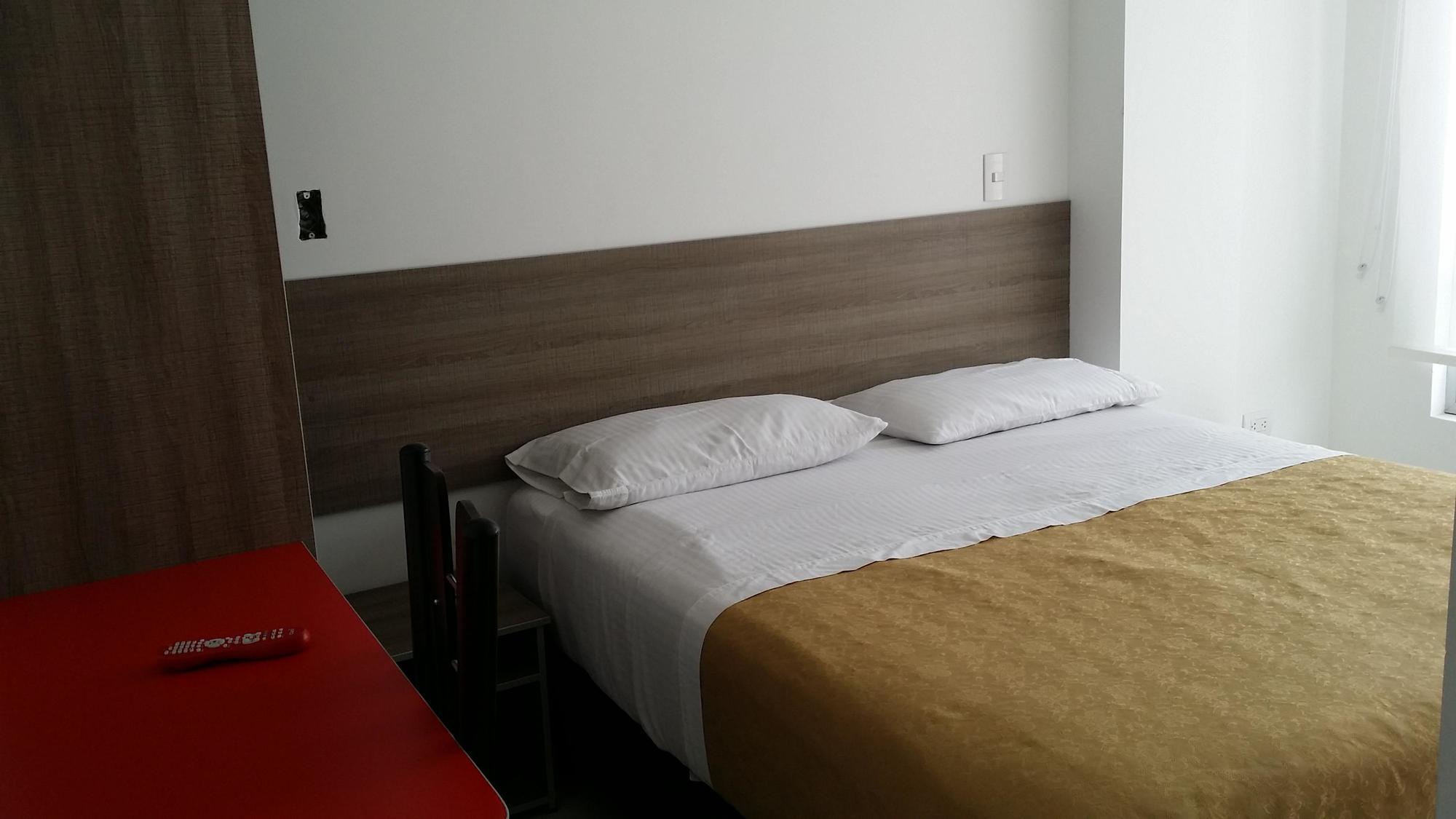 A Bogota On Holidays By Open - Hotel Cas-Embajada Americana Экстерьер фото