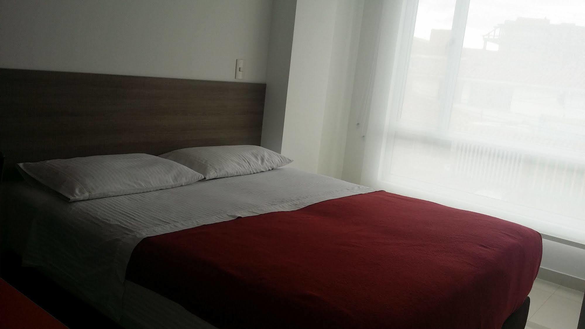 A Bogota On Holidays By Open - Hotel Cas-Embajada Americana Экстерьер фото